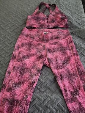 Pink and Black Speckled Strappy Sports Bra and Leggings Set
